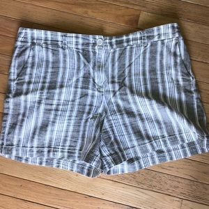 Ann Taylor LOFT Women’s Shorts size 14, 6”